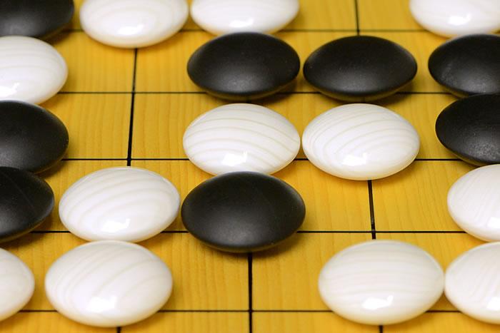 Le ko au Go : une règle simple, des combats passionnants